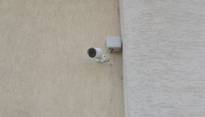 Установка систем видеонаблюдения и контроля доступа